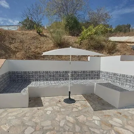 Mi Casa Es Su Casa * Sedella