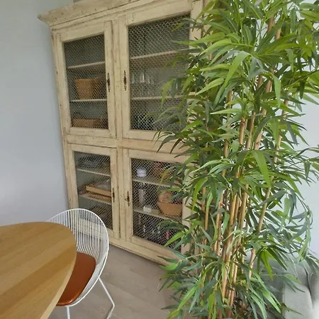 Mi Casa Es Su Casa Sedella